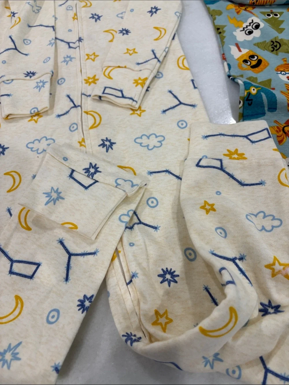 Toddler boy one piece sleepy-new 4t
